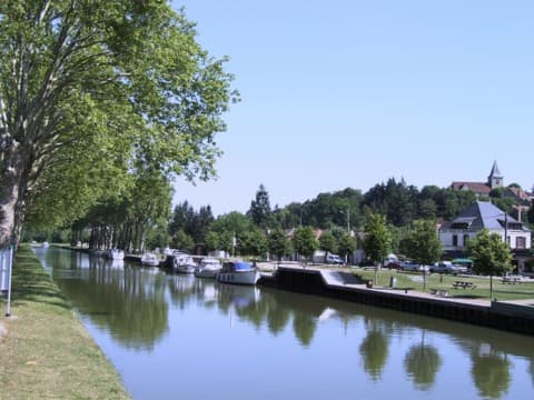 Couvreur Rogny-les-Sept-Écluses